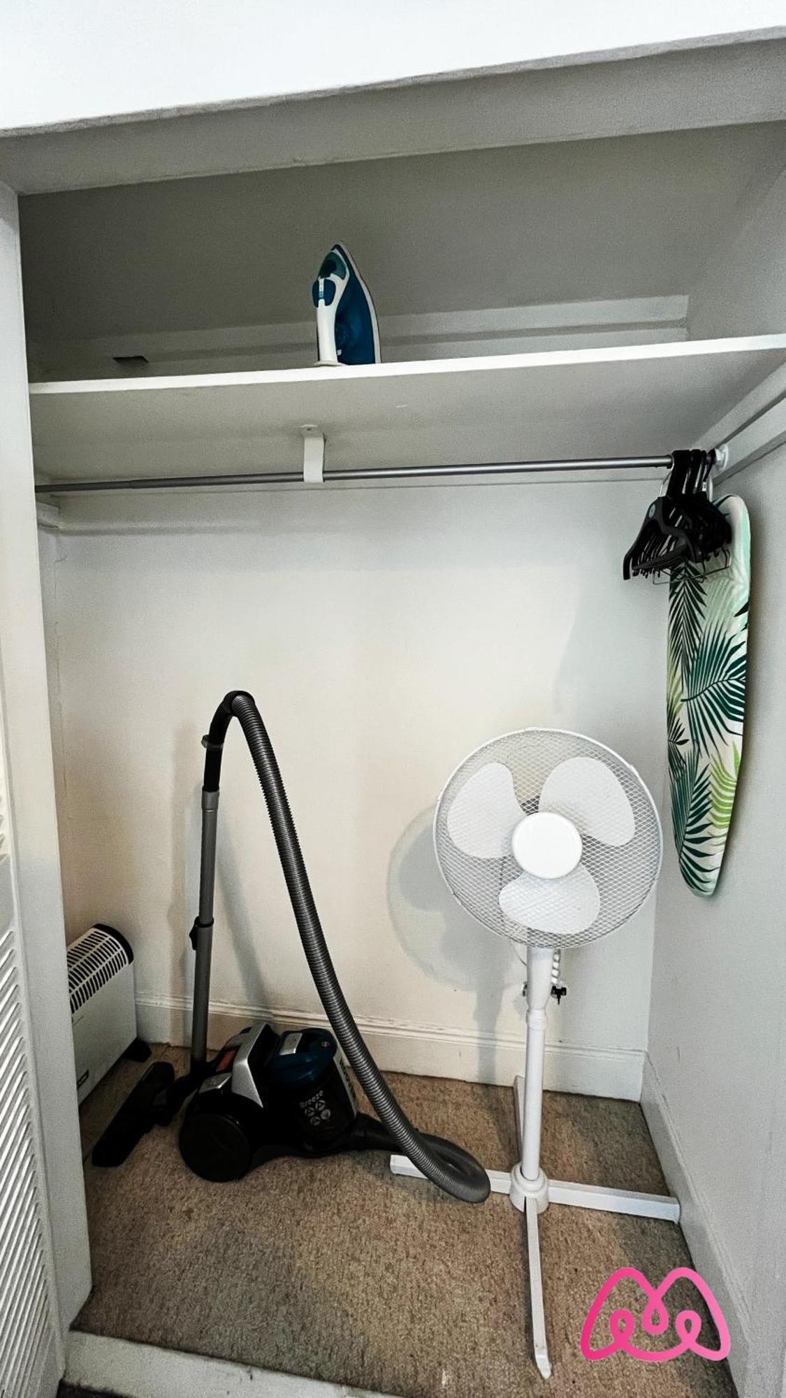 2 Bedrooms Entire Apartment Self Check In Kelty Eksteriør billede